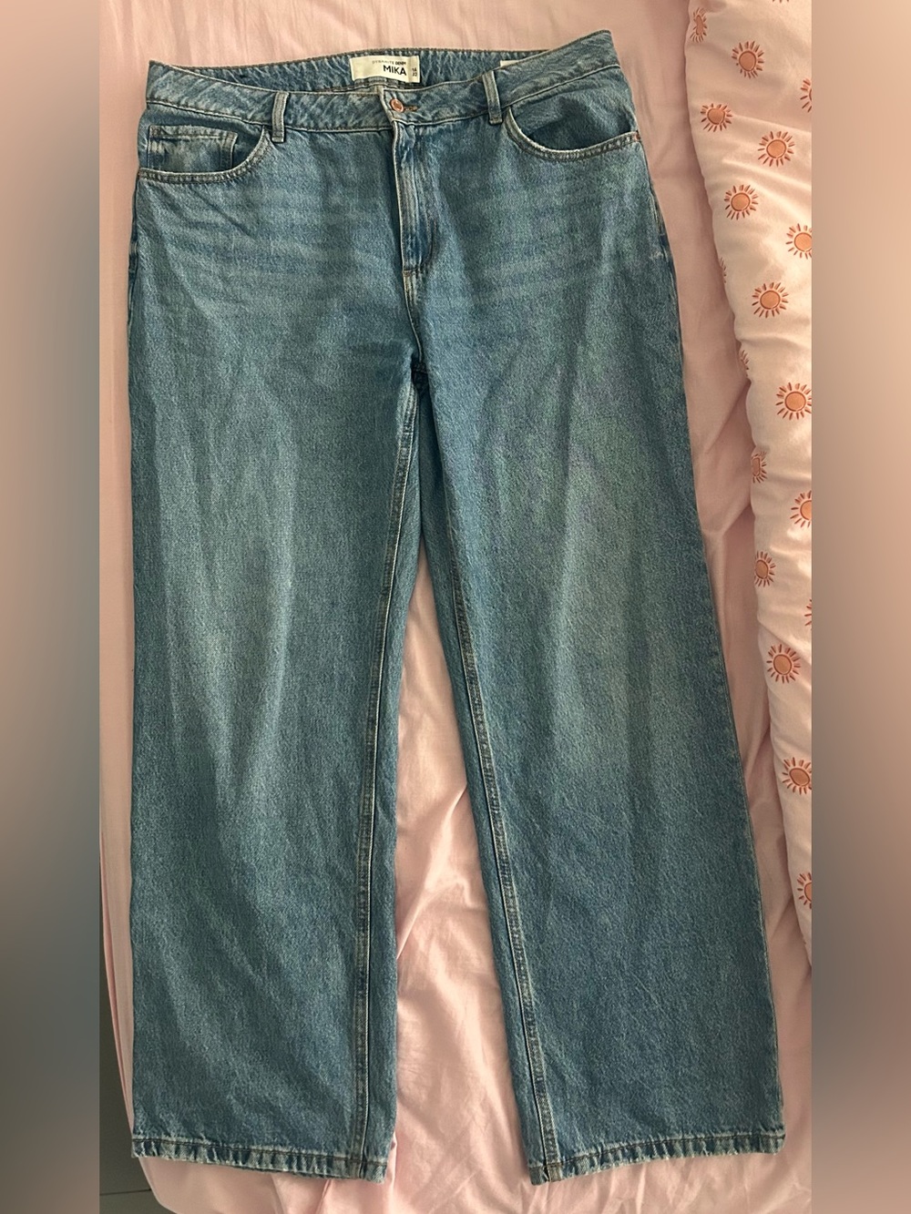 Classic Women's Light Blue Straight Leg Jeans